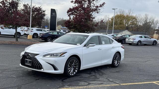 2025 Lexus ES Hybrid 300h Luxury FWD