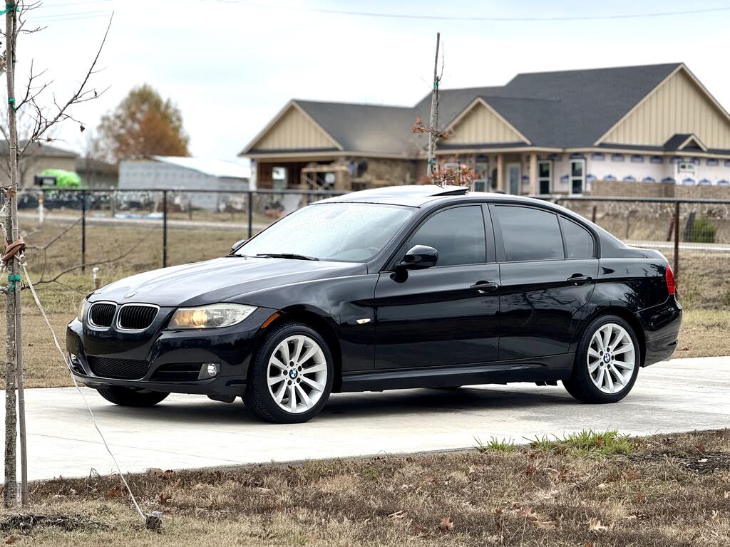 2011 BMW 3 Series 328i Sedan RWD