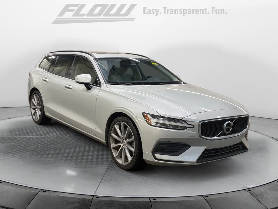 2020 Volvo V60 T5 Momentum FWD