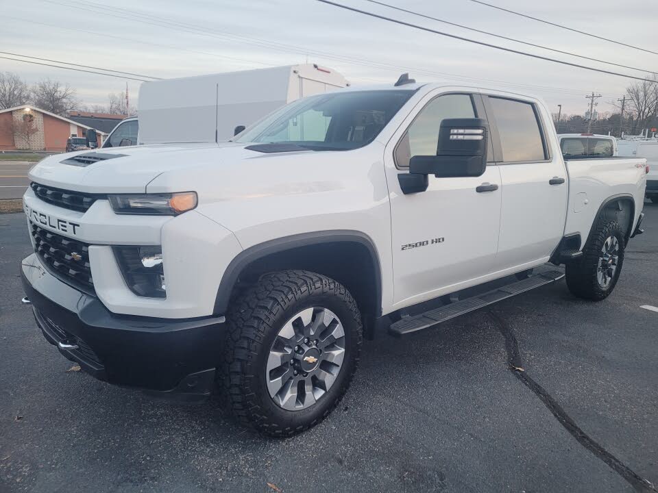 2022 Chevrolet Silverado 2500HD Custom Crew Cab 4WD