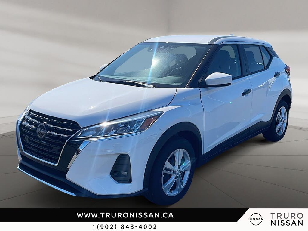 2025 Nissan Kicks Play S FWD