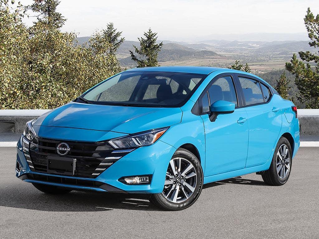 Nissan Versa SV FWD 2025