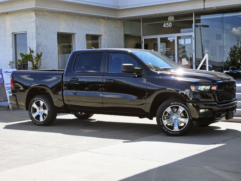 2025 RAM 1500 Tradesman Crew Cab 4WD