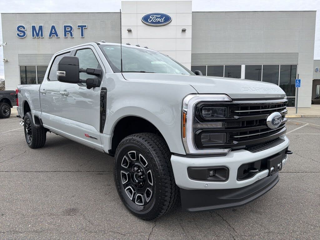 2026 Ford F-250 Super Duty Platinum Crew Cab 4WD