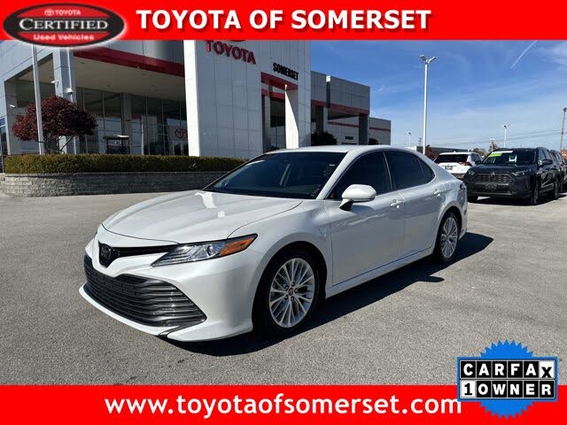 2019 Toyota Camry XLE FWD