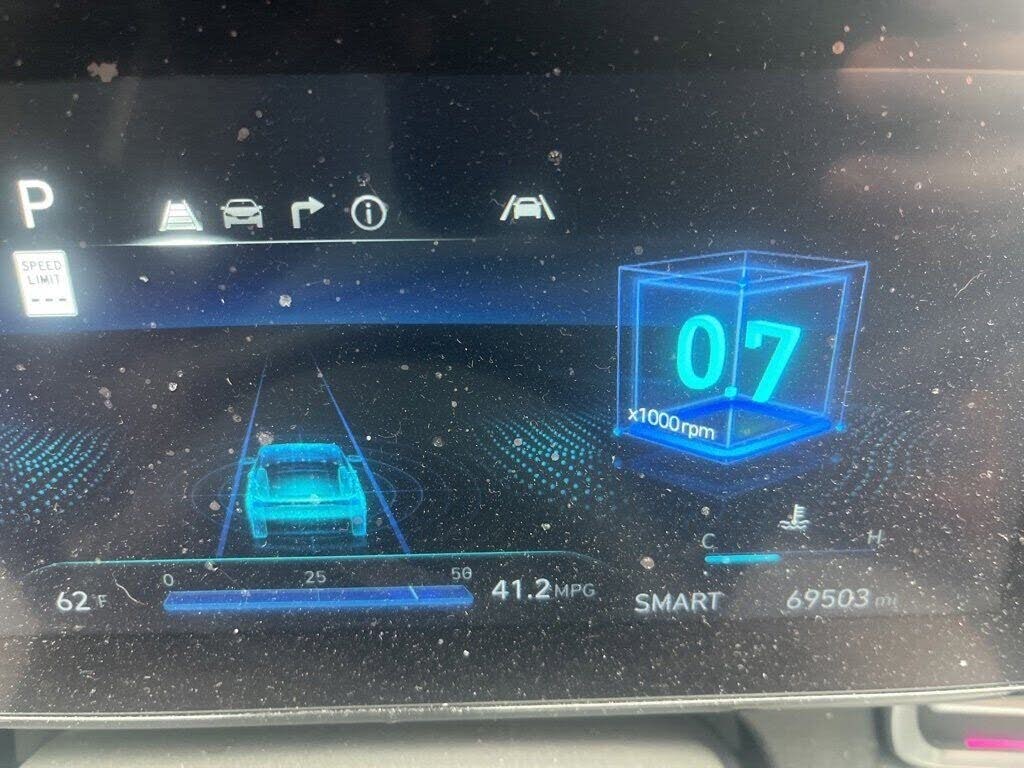 2024 Hyundai Elantra SEL FWD