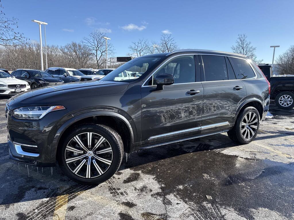 2024 Volvo XC90 B6 Plus Bright Theme 7-Passenger AWD