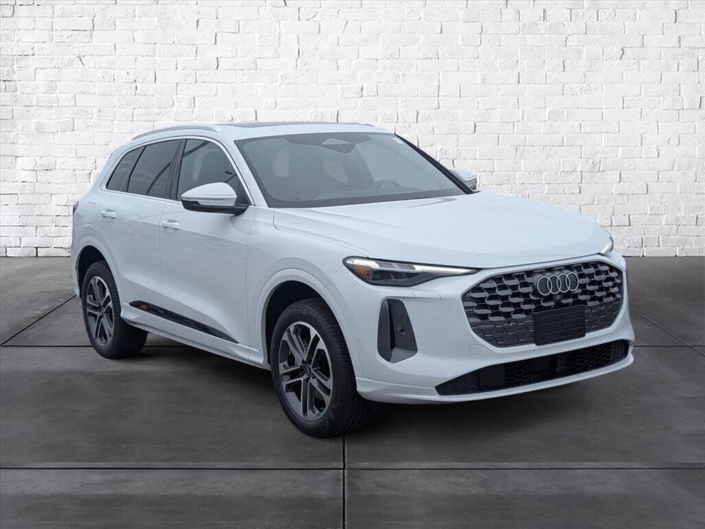 2025 Audi Q5 quattro Premium Plus 40 TFSI