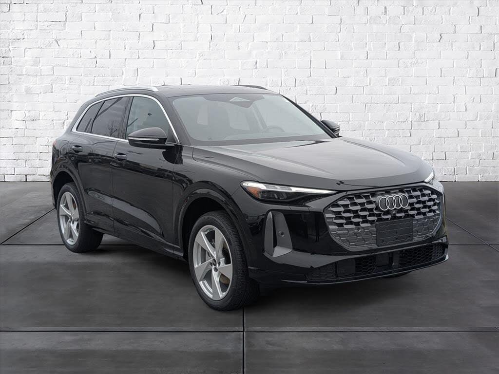 2025 Audi Q5 quattro Premium Plus 40 TFSI