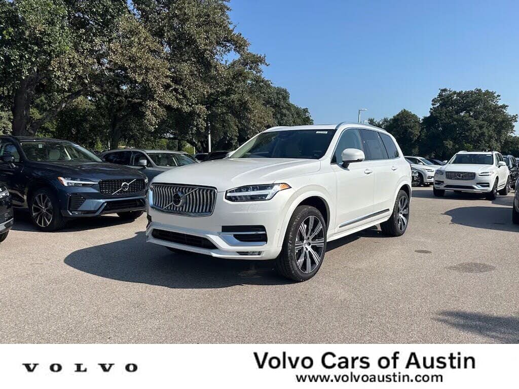 2025 Volvo XC90 B6 Plus Bright Theme 7-Passenger AWD