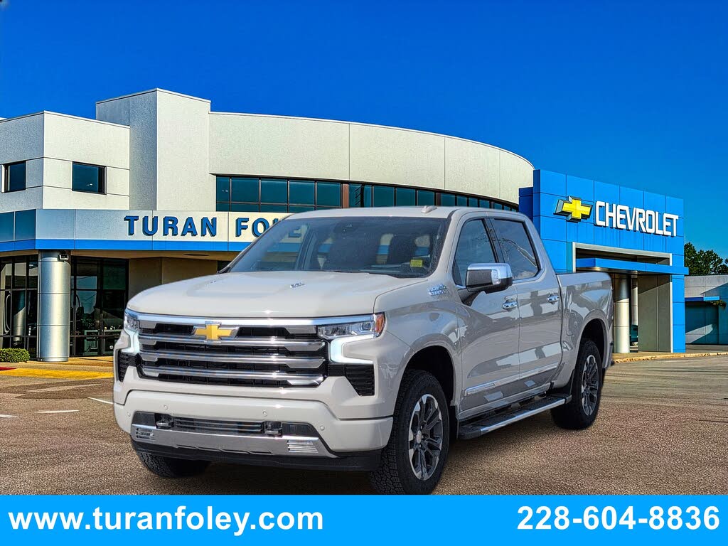 2026 Chevrolet Silverado 1500 High Country Crew Cab 4WD