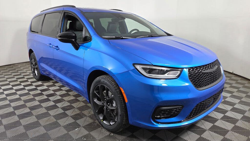 2026 Chrysler Pacifica Select AWD