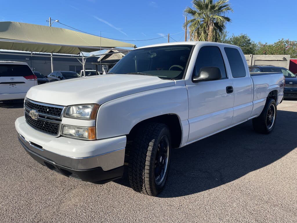 2006 Chevrolet Silverado 1500 Work Truck Extended Cab 4WD