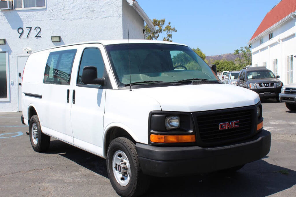 2013 GMC Savana Cargo 2500 RWD
