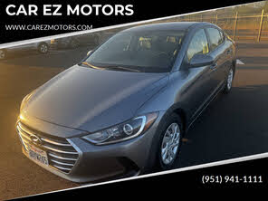 Hyundai Elantra SE FWD