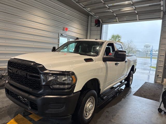 2024 RAM 2500 Tradesman Crew Cab 4WD