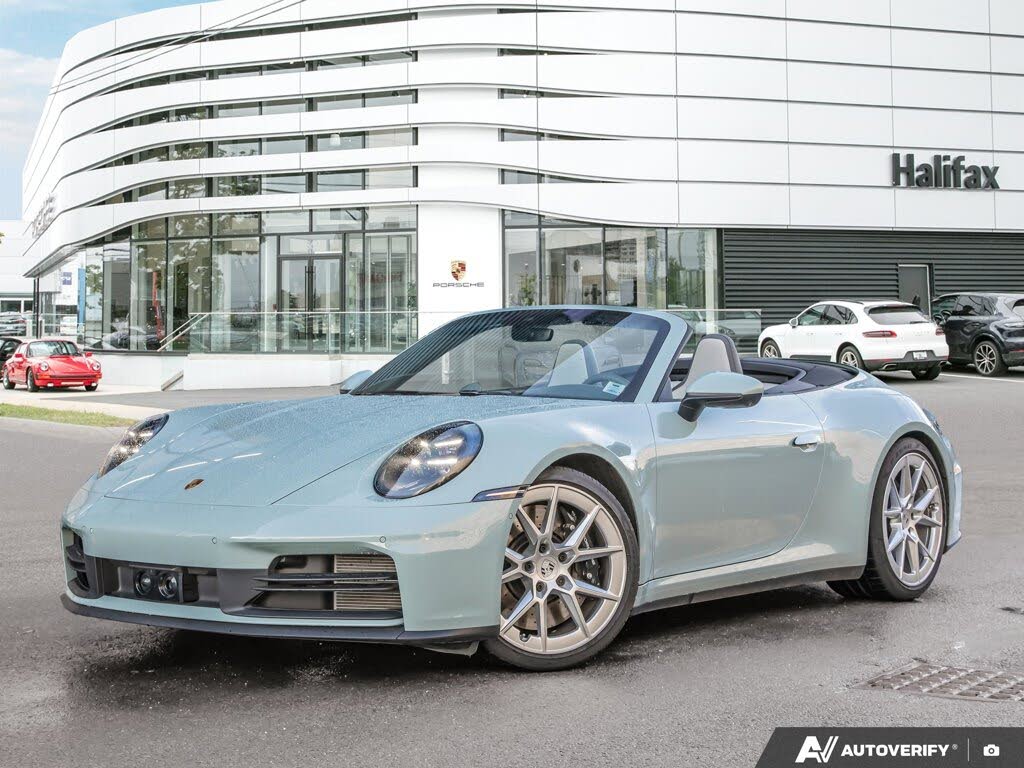 Porsche 911 Carrera S Cabriolet RWD 2025