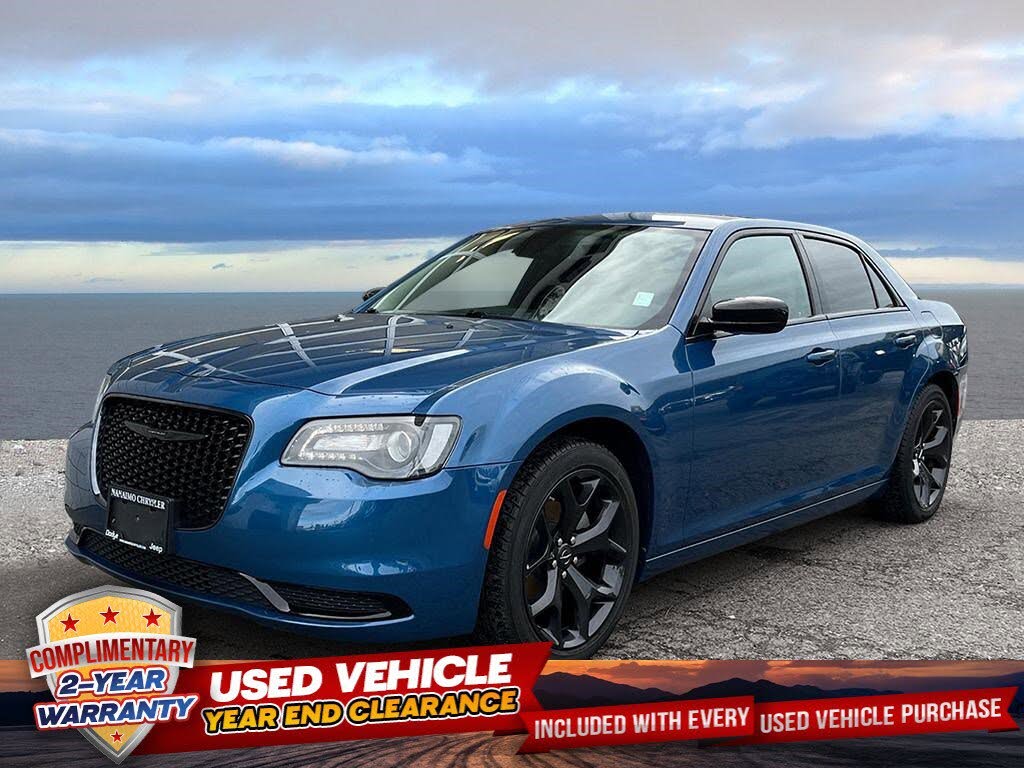 2022 Chrysler 300 Touring RWD