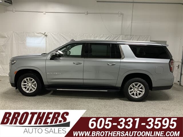 2024 Chevrolet Suburban LT 4WD