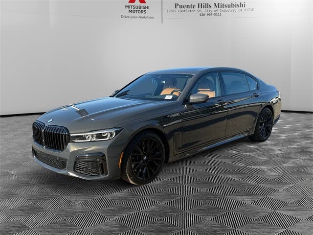 2022 BMW 7 Series 740i RWD