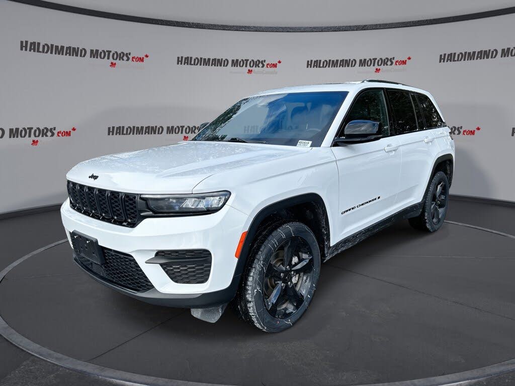 2024 Jeep Grand Cherokee Altitude 4WD
