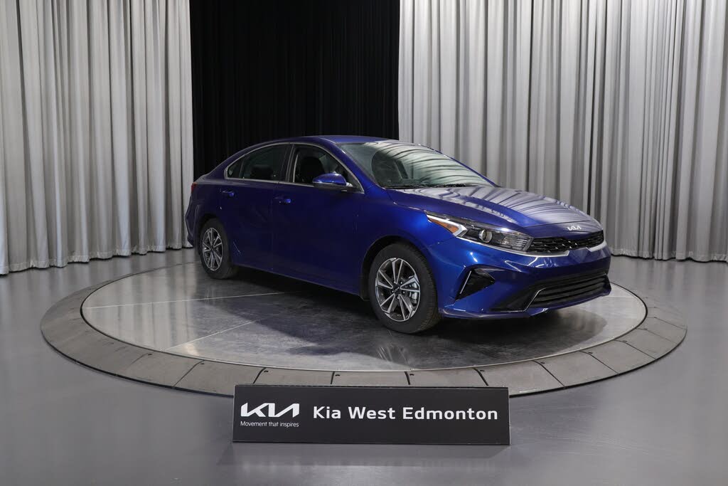 2024 Kia Forte EX FWD