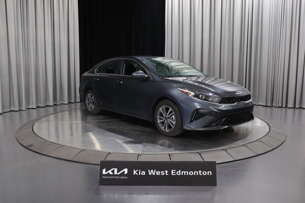 2024 Kia Forte EX FWD