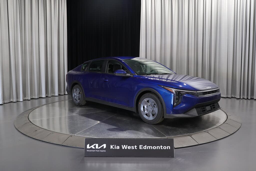 2025 Kia K4 LX FWD