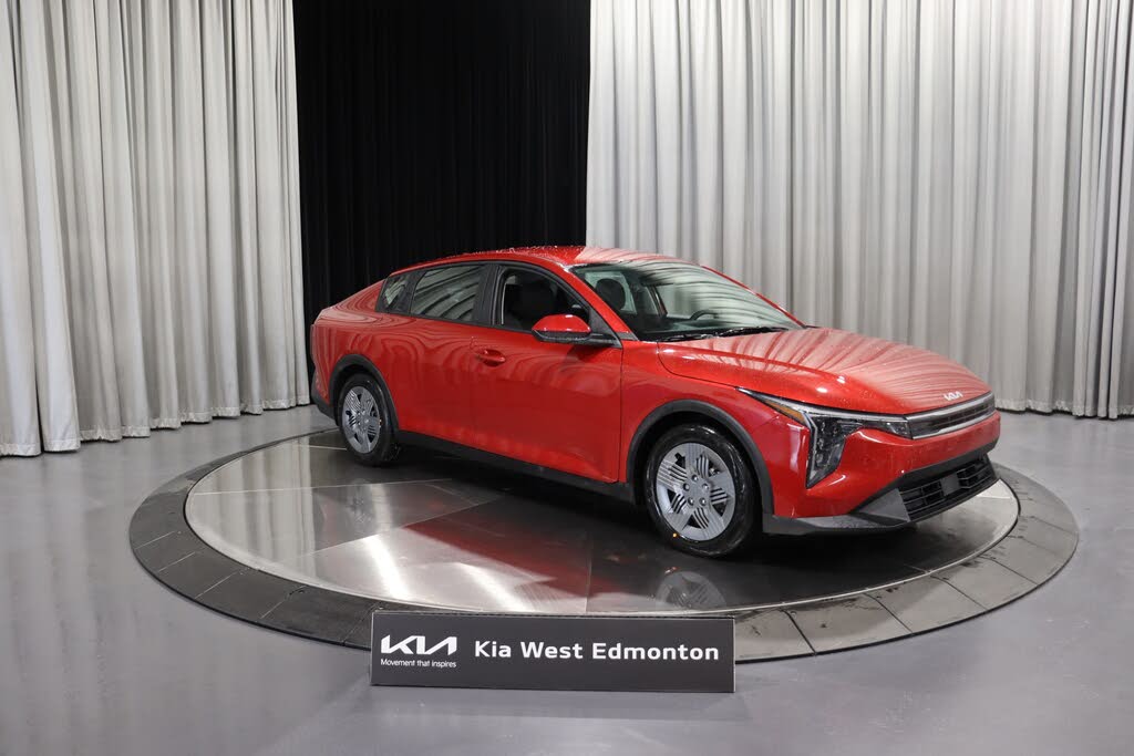 2025 Kia K4 LX FWD