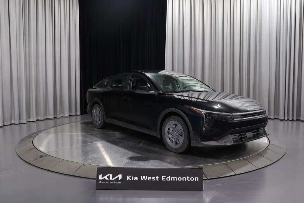 2025 Kia K4 LX FWD