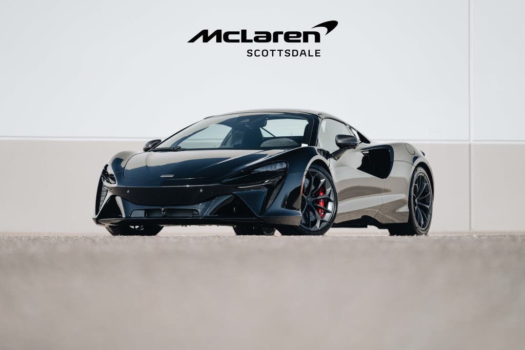 2025 McLaren Artura RWD