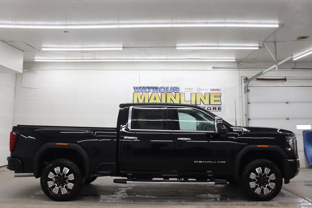 2026 GMC Sierra 2500HD Denali Crew Cab 4WD