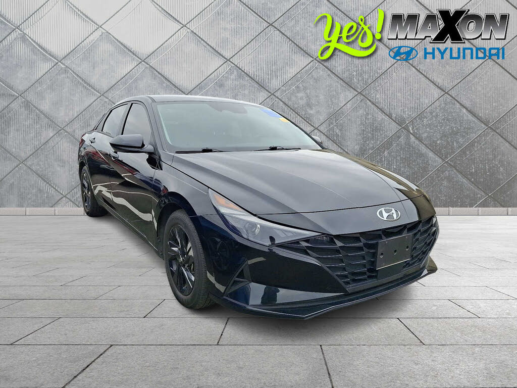 2021 Hyundai Elantra SEL FWD