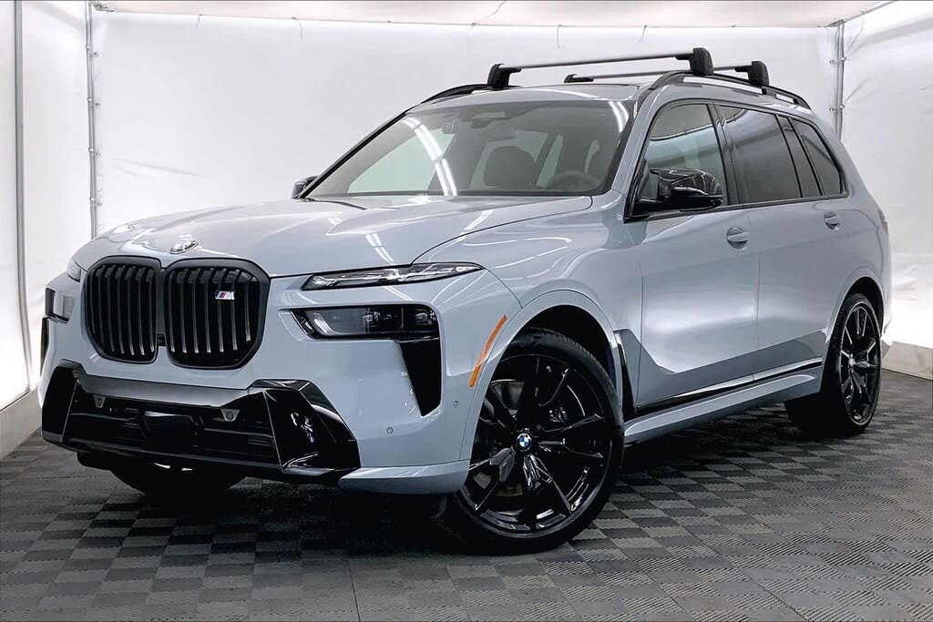 2026 BMW X7 M60i AWD