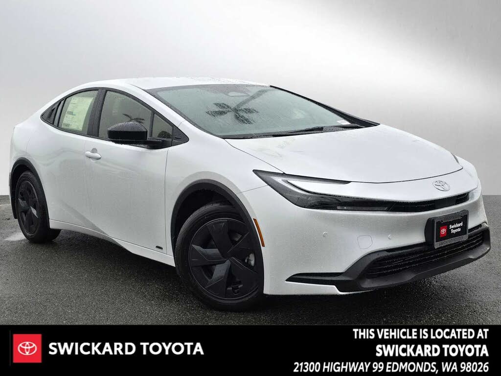 2026 Toyota Prius LE AWD