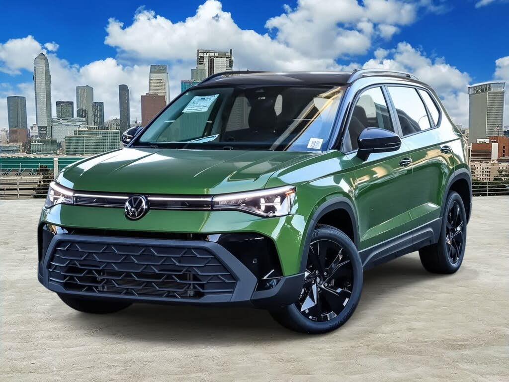 2026 Volkswagen Taos SE Black FWD