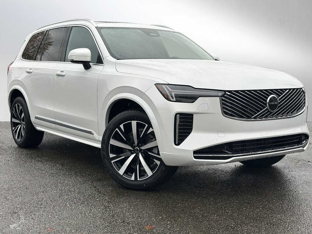 2026 Volvo XC90 B5 Core AWD