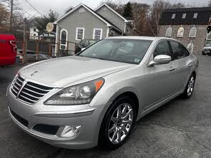 Hyundai Equus Signature RWD