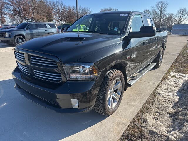 2017 RAM 1500 Sport Crew Cab 4WD