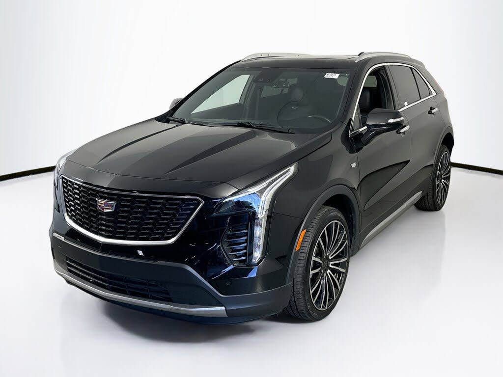 2022 Cadillac XT4 Premium Luxury FWD