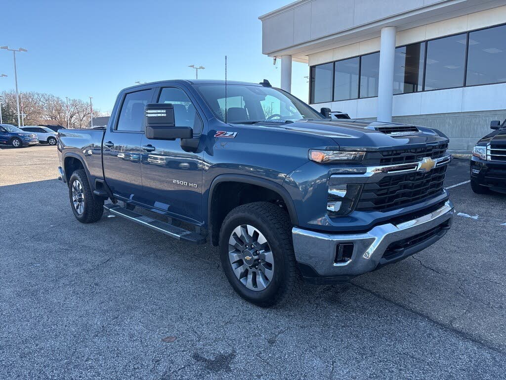 2024 Chevrolet Silverado 2500HD LT Crew Cab 4WD