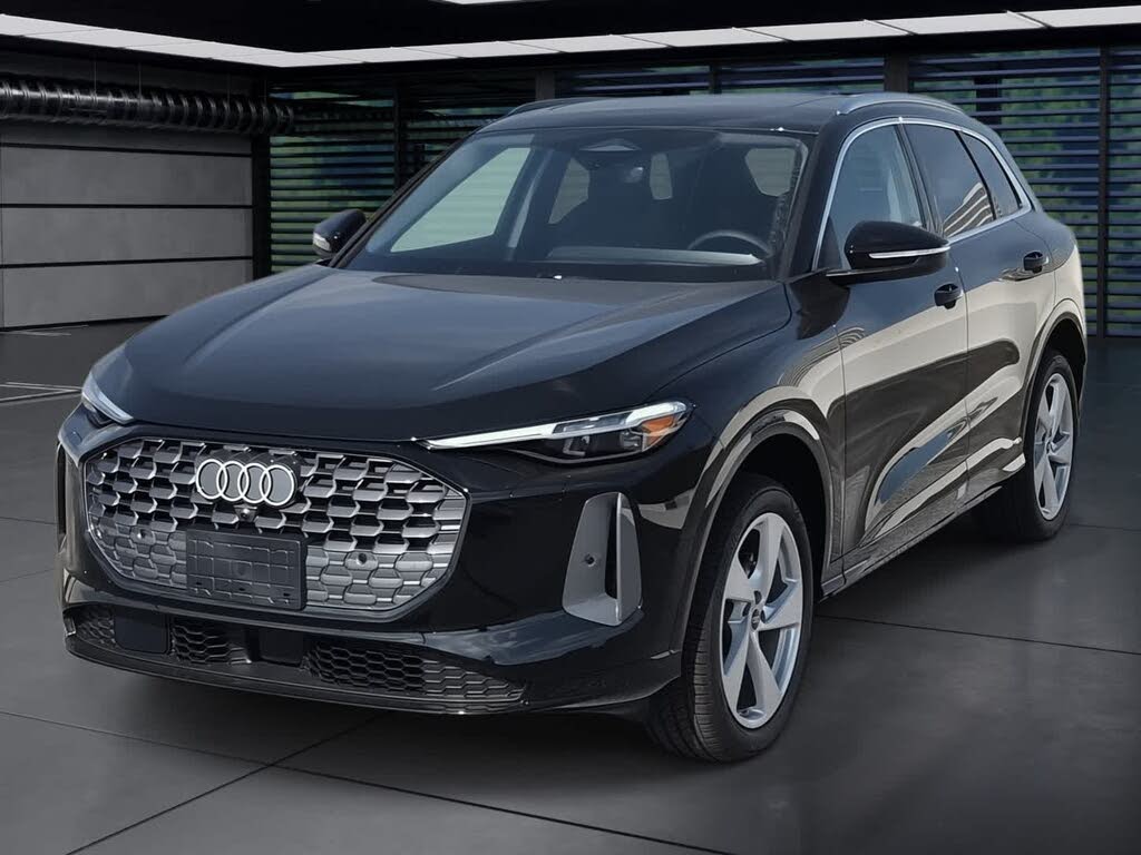 2025 Audi Q5 quattro Premium Plus 40 TFSI