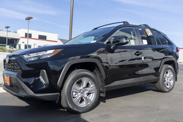 2025 Toyota RAV4 Hybrid XLE AWD