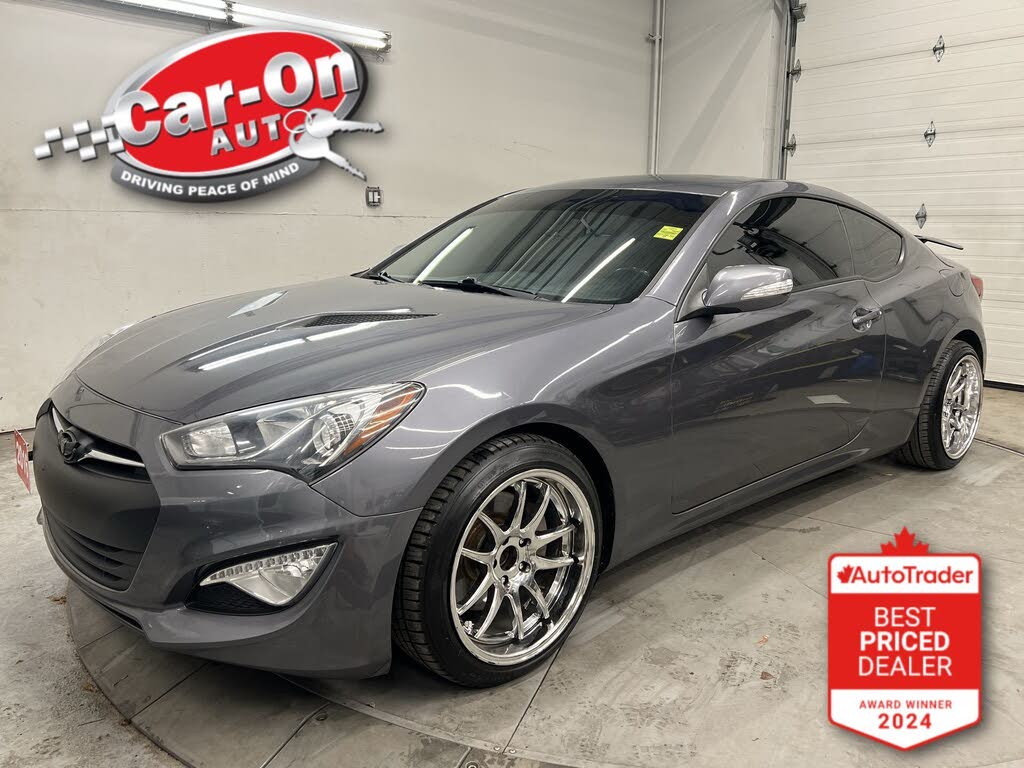 2016 Hyundai Genesis Coupe 3.8 GT RWD