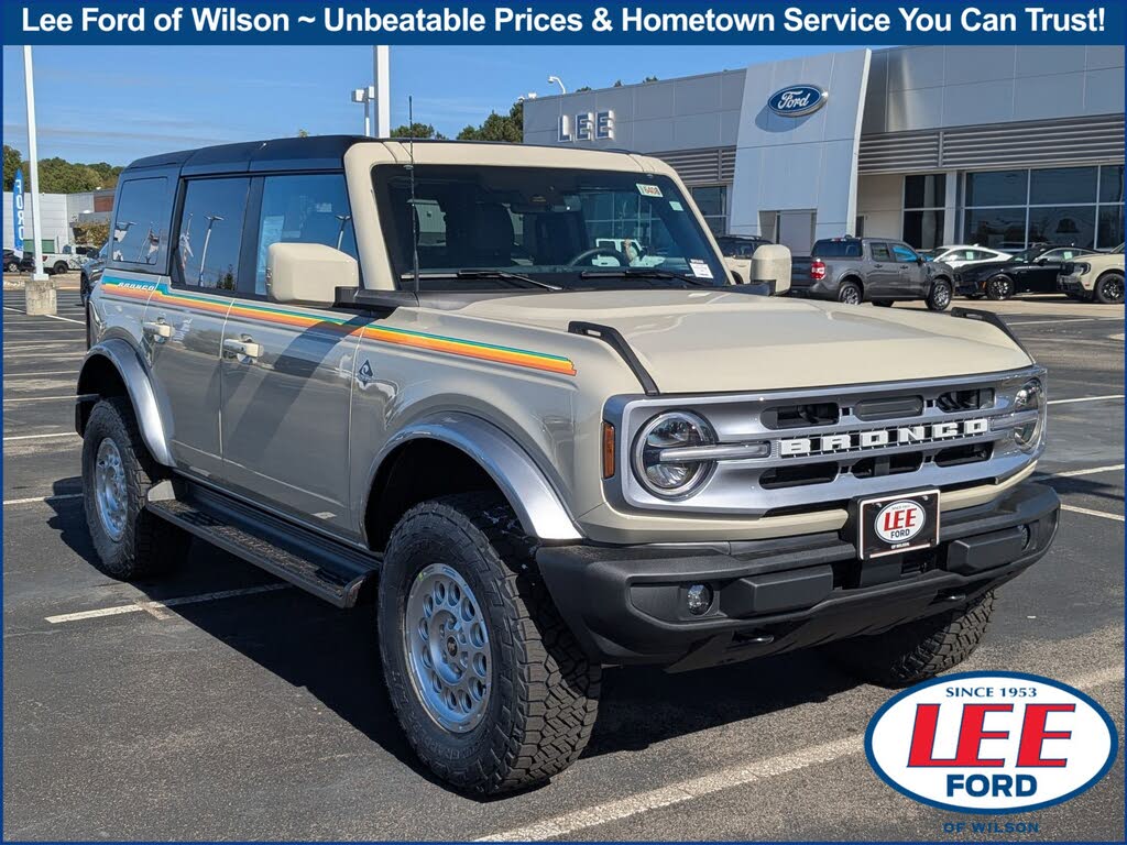 2025 Ford Bronco Outer Banks 4-Door 4WD