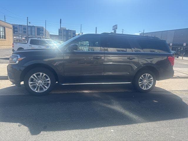 2022 Ford Expedition MAX XLT 4WD