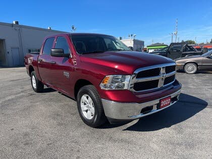 RAM 1500 Classic SLT Crew Cab 4WD 2022