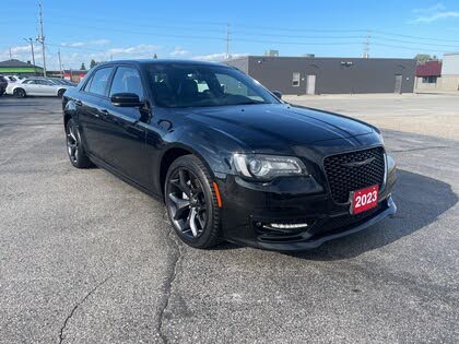 2023 Chrysler 300 S V6 RWD