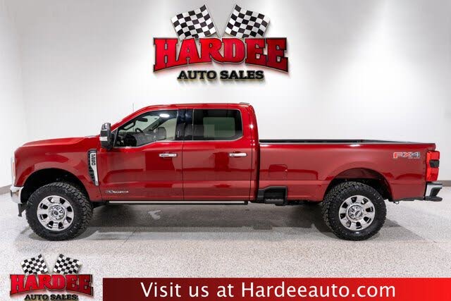 2023 Ford F-250 Super Duty Lariat Crew Cab 4WD