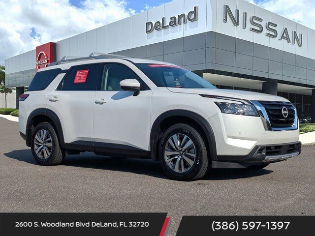2025 Nissan Pathfinder SL 4WD